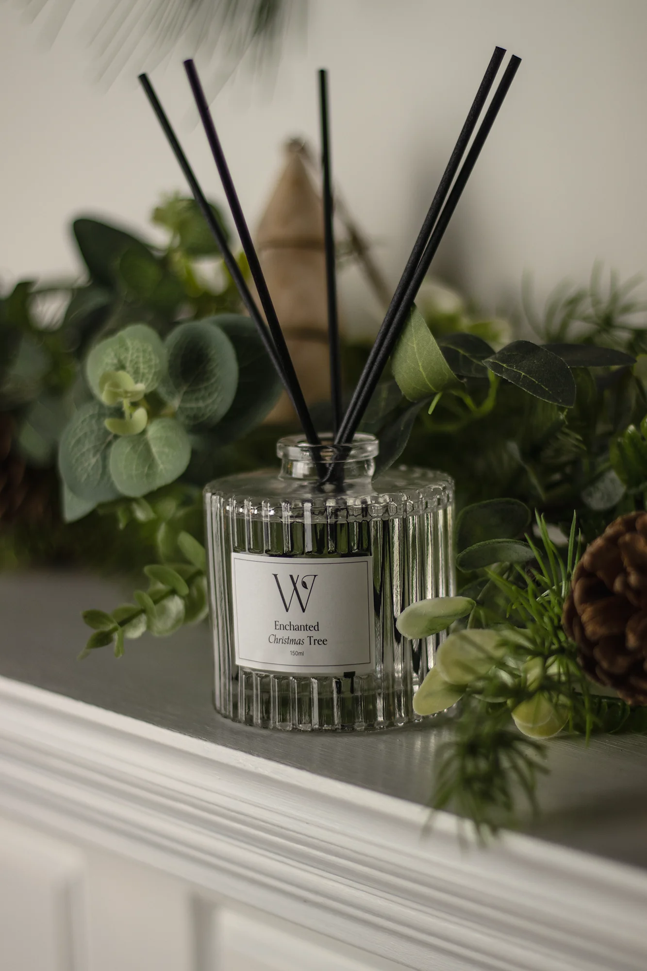 Enchanted Christmas Tree Reed Diffuser - Image 3
