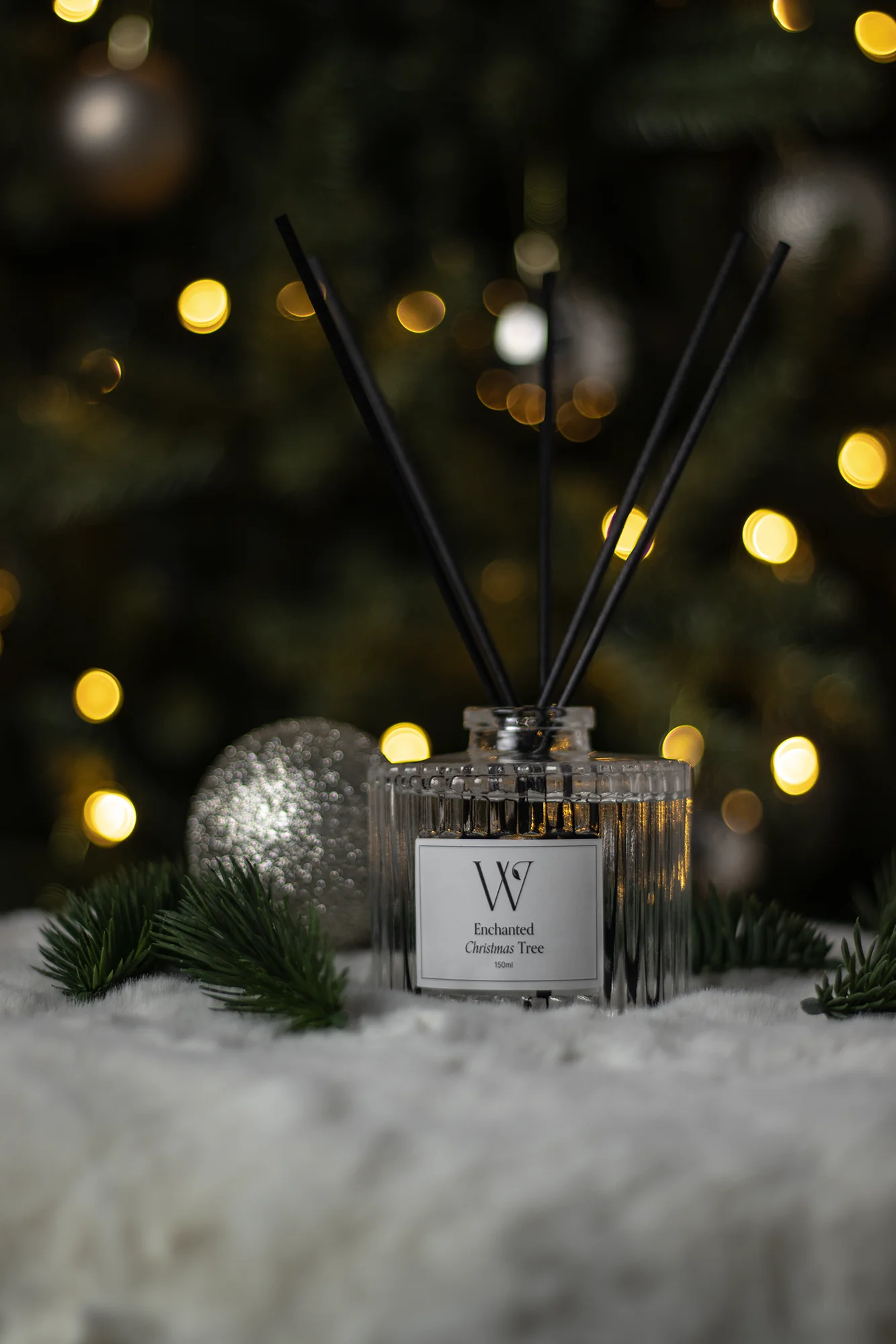 Enchanted Christmas Tree Reed Diffuser - Image 4