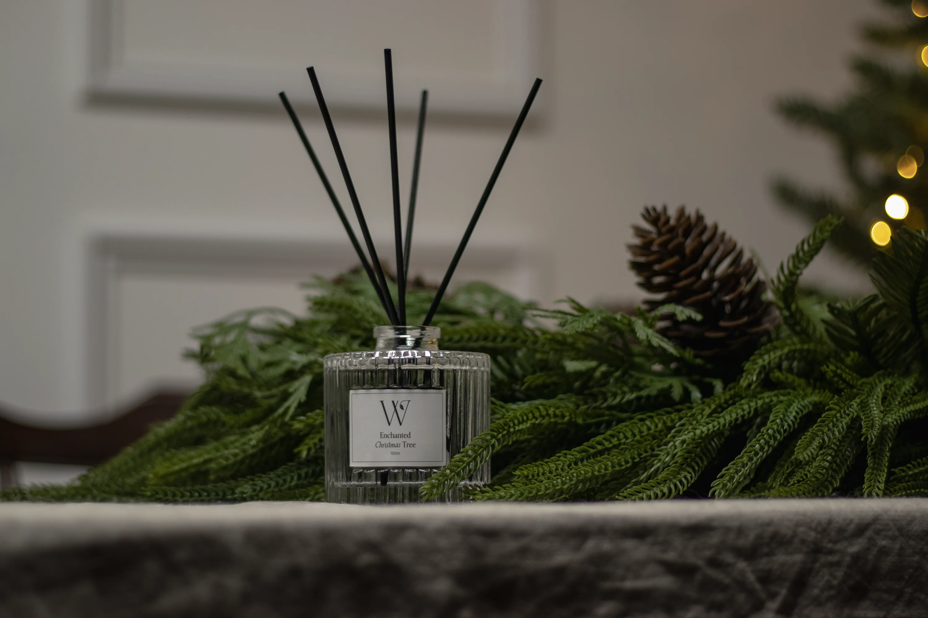 Enchanted Christmas Tree Reed Diffuser - Image 5